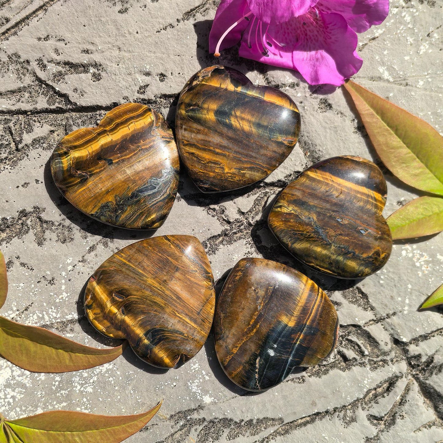 5PCS Heart-Shaped Healing Crystals – 4cm Polished Natural Stones for Chakra Balancing, Meditation, Reiki, and Spiritual Gifts
