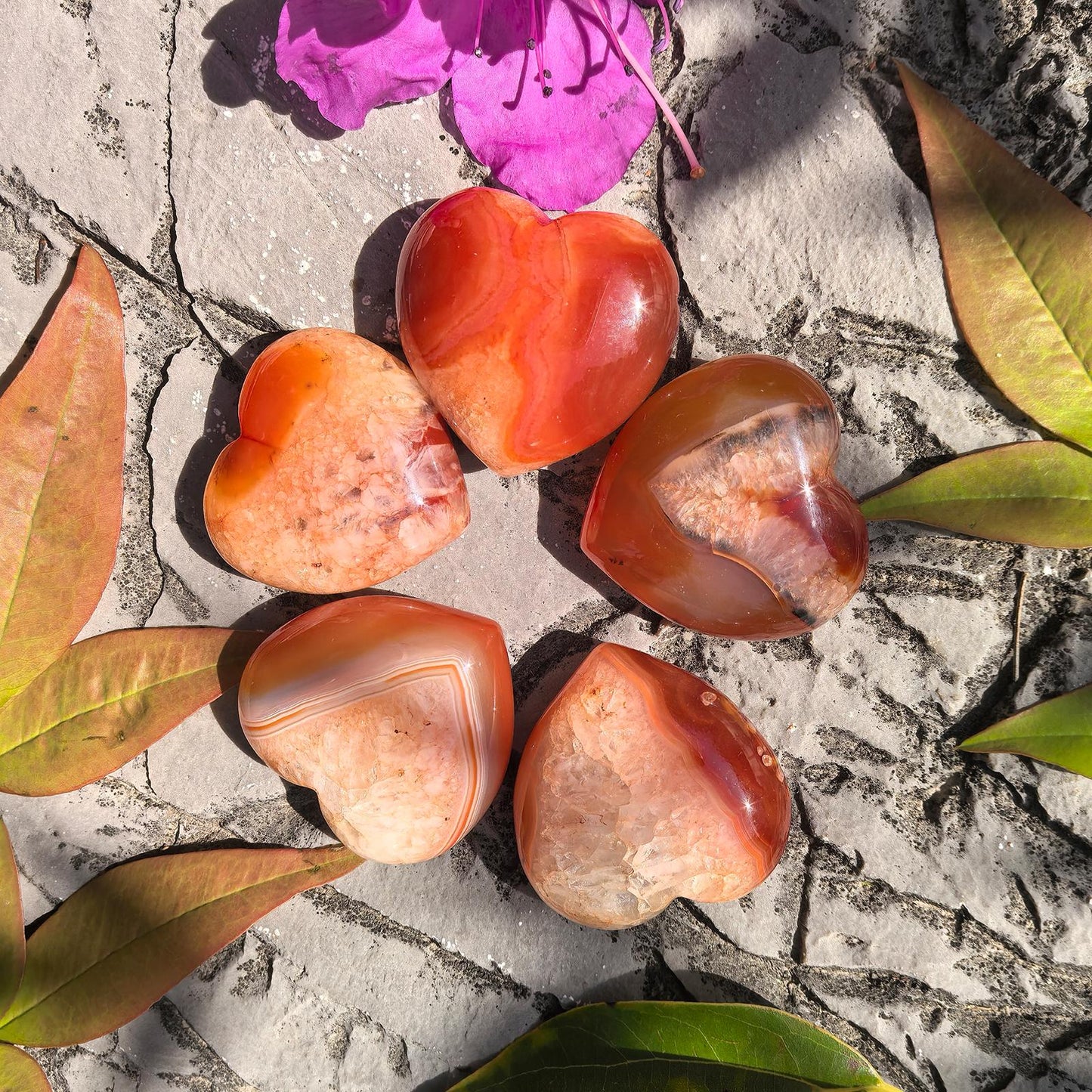 5PCS Heart-Shaped Healing Crystals – 4cm Polished Natural Stones for Chakra Balancing, Meditation, Reiki, and Spiritual Gifts