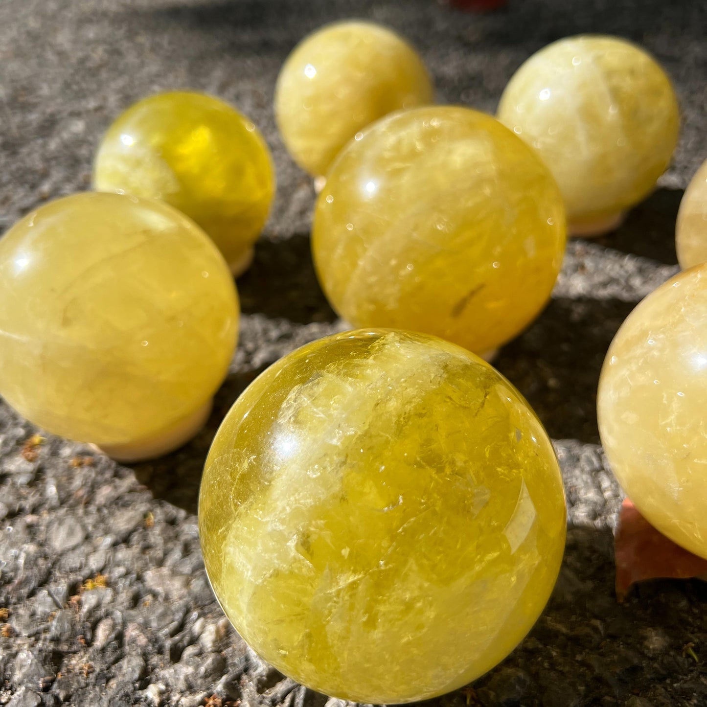 3-Inch Citrine Crystal Ball – Natural Healing Crystal Sphere for Abundance, Manifestation, Meditation, and Positive Energy Decor