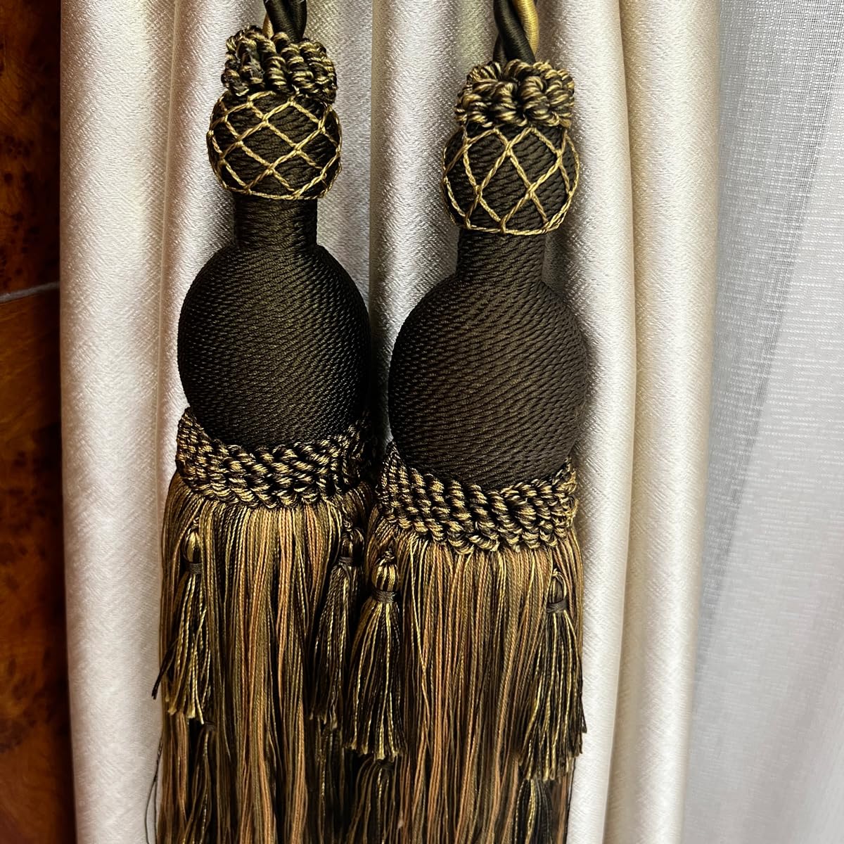 2 Packs Decorative Tassel 11 x 2 E2503_B