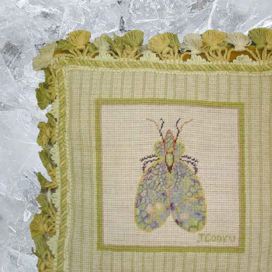 Handmade Wool Needlepoint Pillow Cover - Decorative Throw Cushion Cover - Vintage Floral Embroidery Design bee