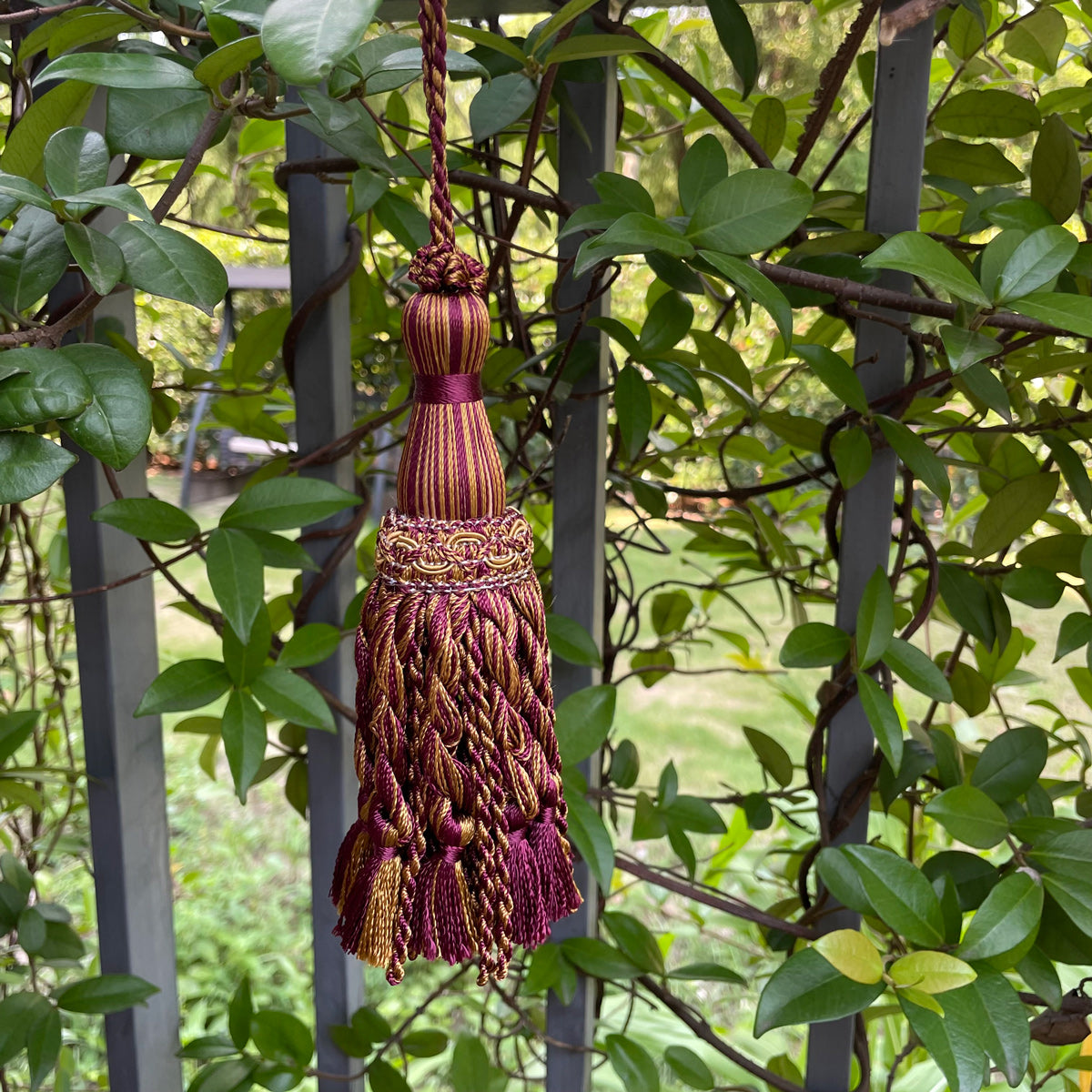 1 Pack Decorative Tassel 6 x 2 E1850