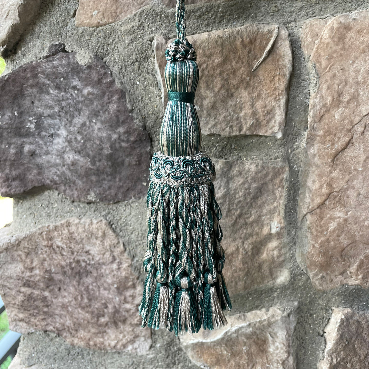 1 Pack Decorative Tassel 6 x 2 E1850
