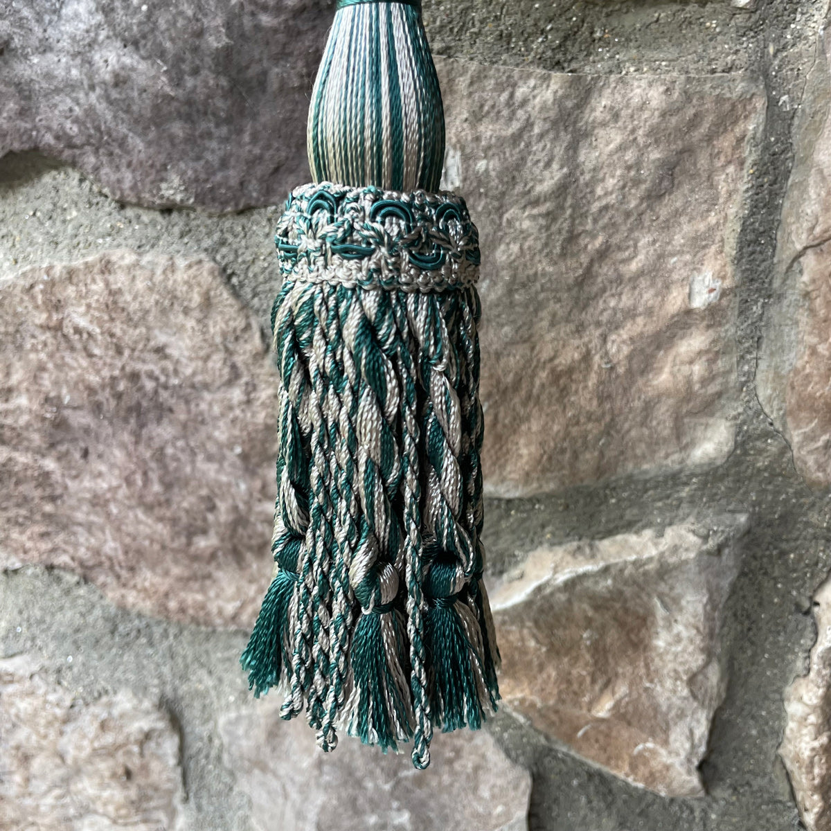 1 Pack Decorative Tassel 6 x 2 E1850