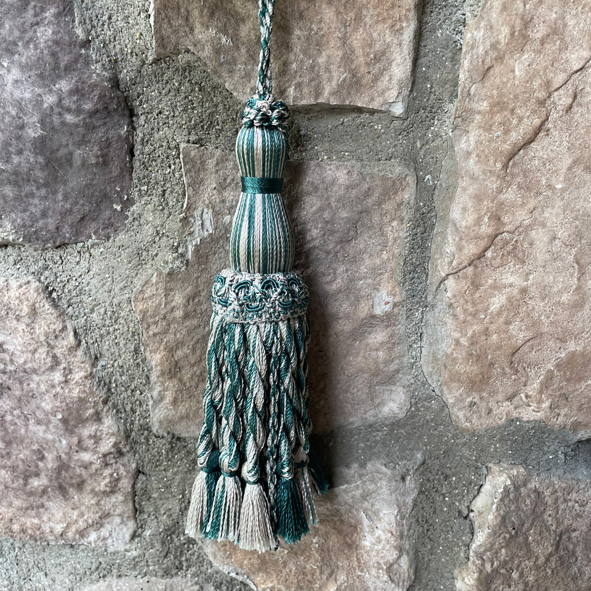 1 Pack Decorative Tassel 6 x 2 E1850