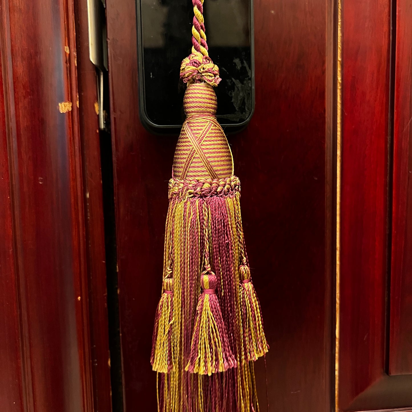 1 Pack Decorative Tassel 9 x 2 E96145