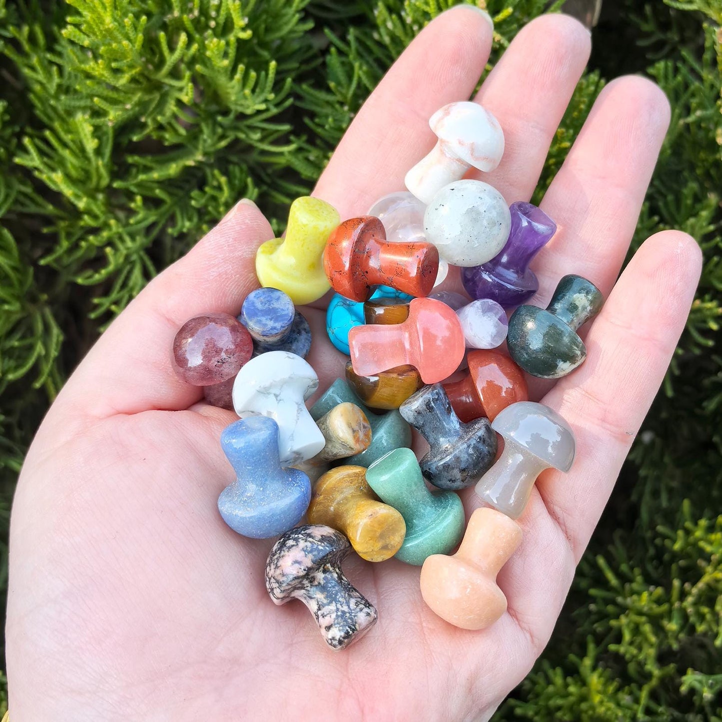 20 Pcs Mini Crystal Mushrooms - Healing Crystals for Mushroom Decor, Mushroom Figurines, Small Crystals, Mini Crystals, Mushroom Gifts