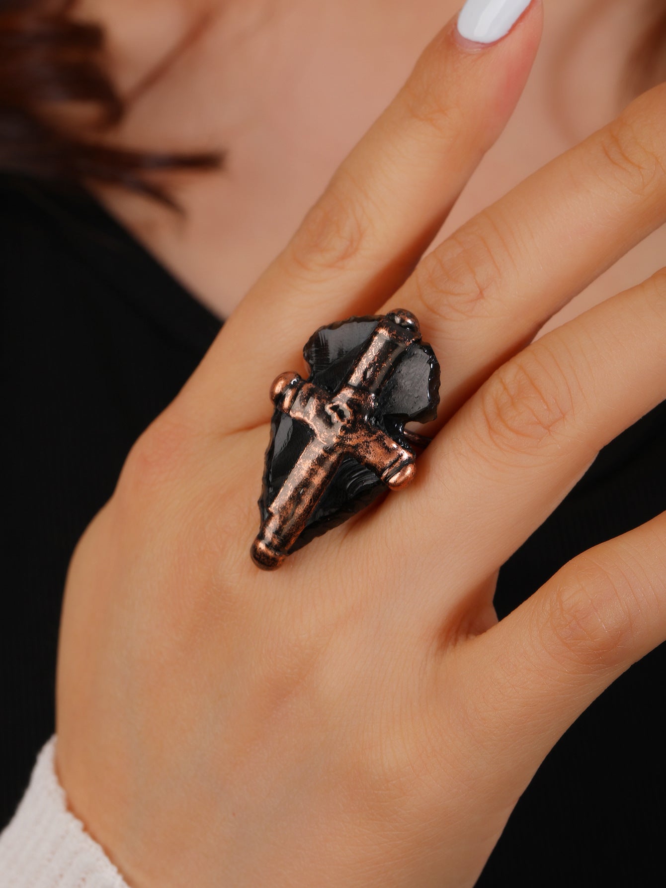 Natural Hand Knock Obsidian Arrow Opening Adjustable Fashion Ring