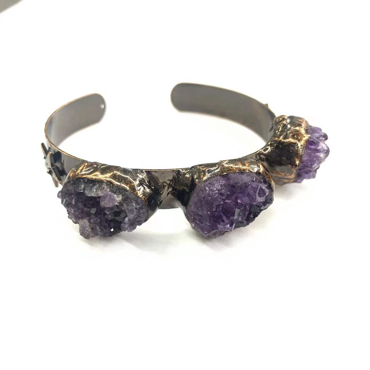 Retro Style Amethyst Bud Multicolor Patchwork Amorphous Wide Ring Opening Adjustable Exaggerated and Personalized European and American Bronze Bracelet